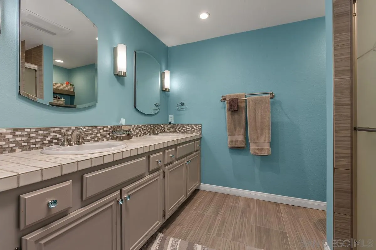 17533 Fairlie Road Rancho Bernardo, CA 92128 - Photo 38 of 46