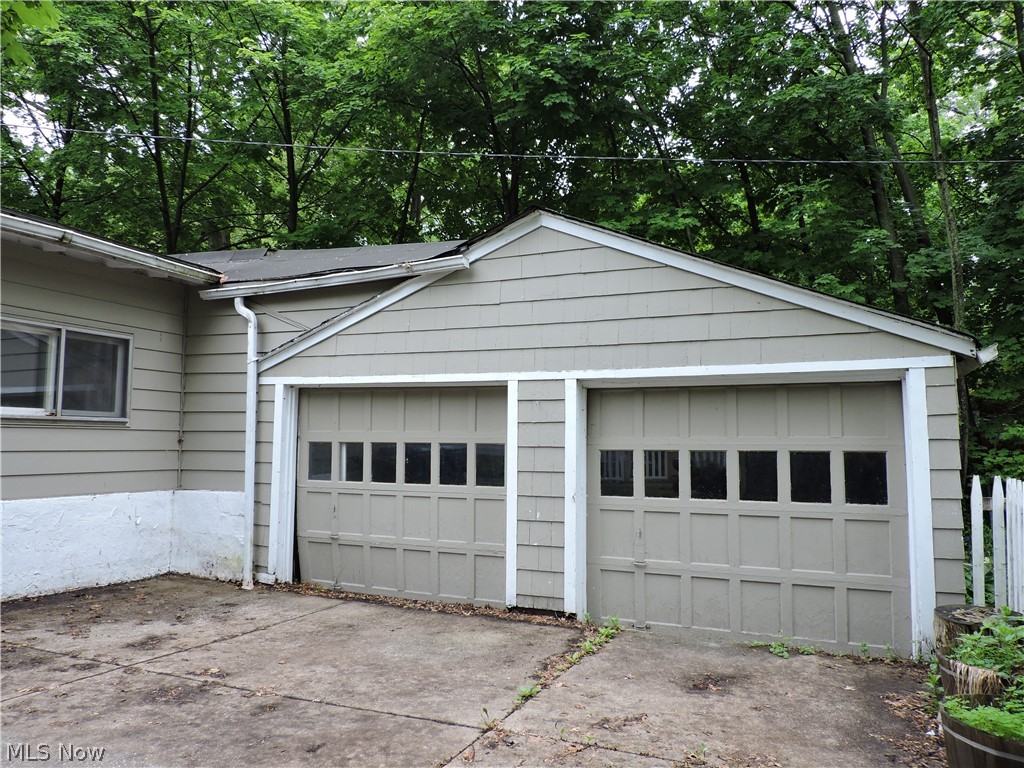 24208 Bruce Road Bay Village, OH 44140 - Photo 31 of 32