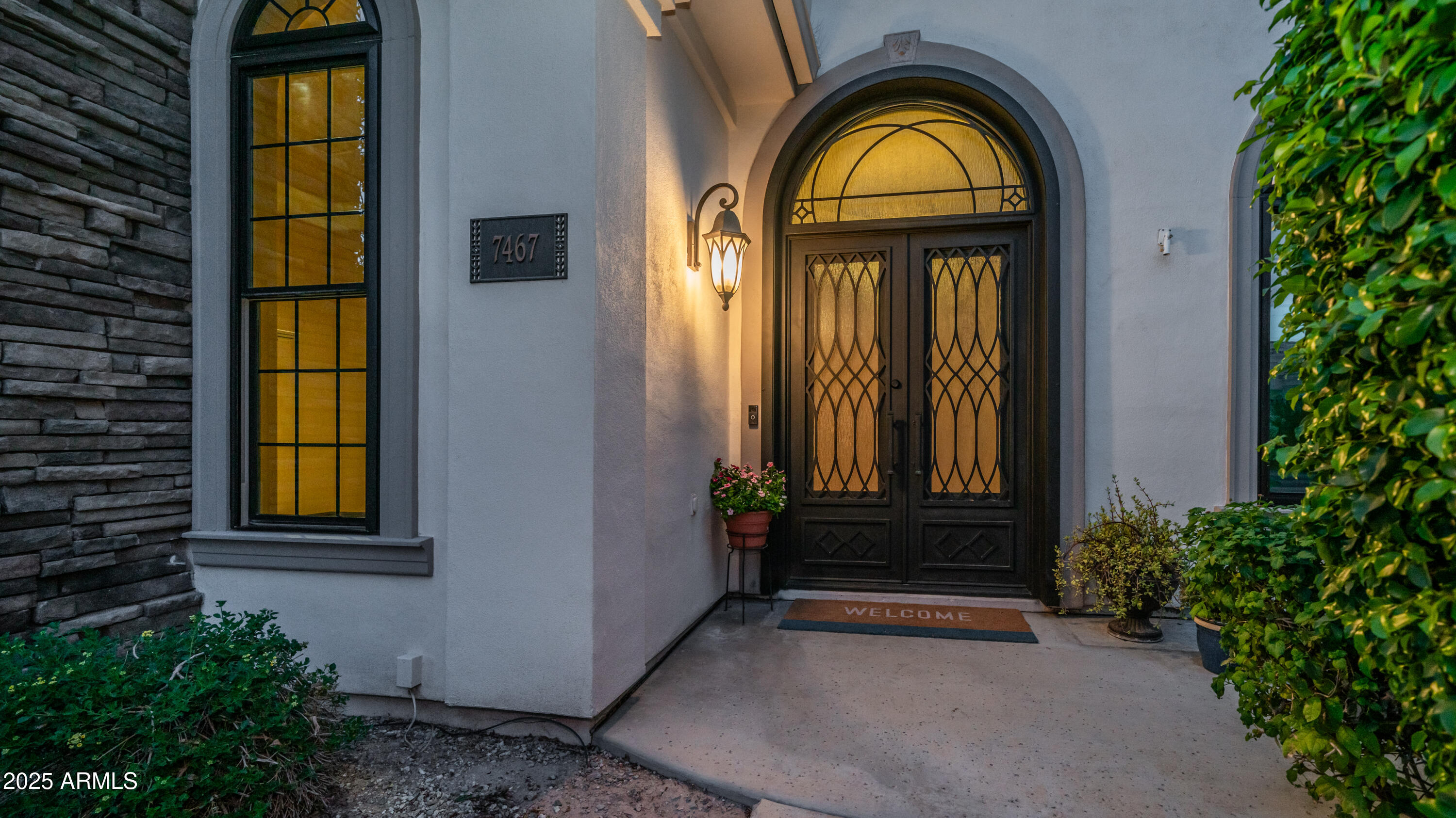7467 South Rita Lane Tempe, AZ 85283 - Photo 2 of 111 7467 S Rita Ln Exterior Photos-3