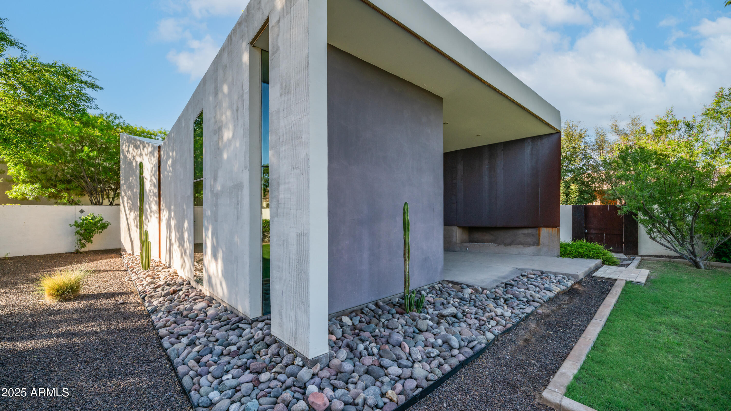 7467 South Rita Lane Tempe, AZ 85283 - Photo 28 of 111 7467 S Rita Ln Exterior Photos-24