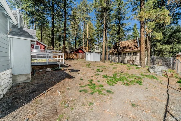 $299,999 | 1724 Thrush Road, Wrightwood, CA 92397