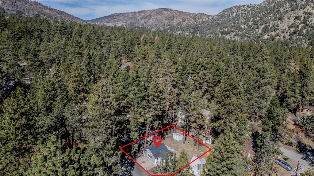 1724 Thrush Road Wrightwood, CA 92397 - Photo 24 of 39 view of an outdoor space with mountain view