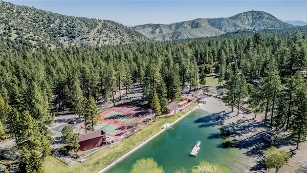 $299,999 | 1724 Thrush Road, Wrightwood, CA 92397