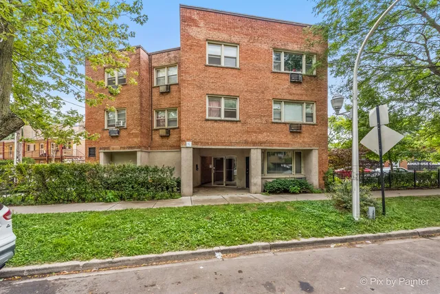 $1,500 | 7319 North Rogers Avenue, Unit 102, Chicago, IL 60626