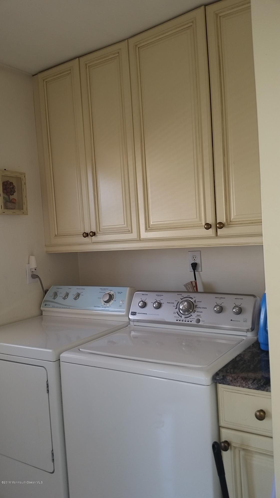 75 Nottingham Drive Brick, NJ 08724 - Photo 17 of 33 laundry