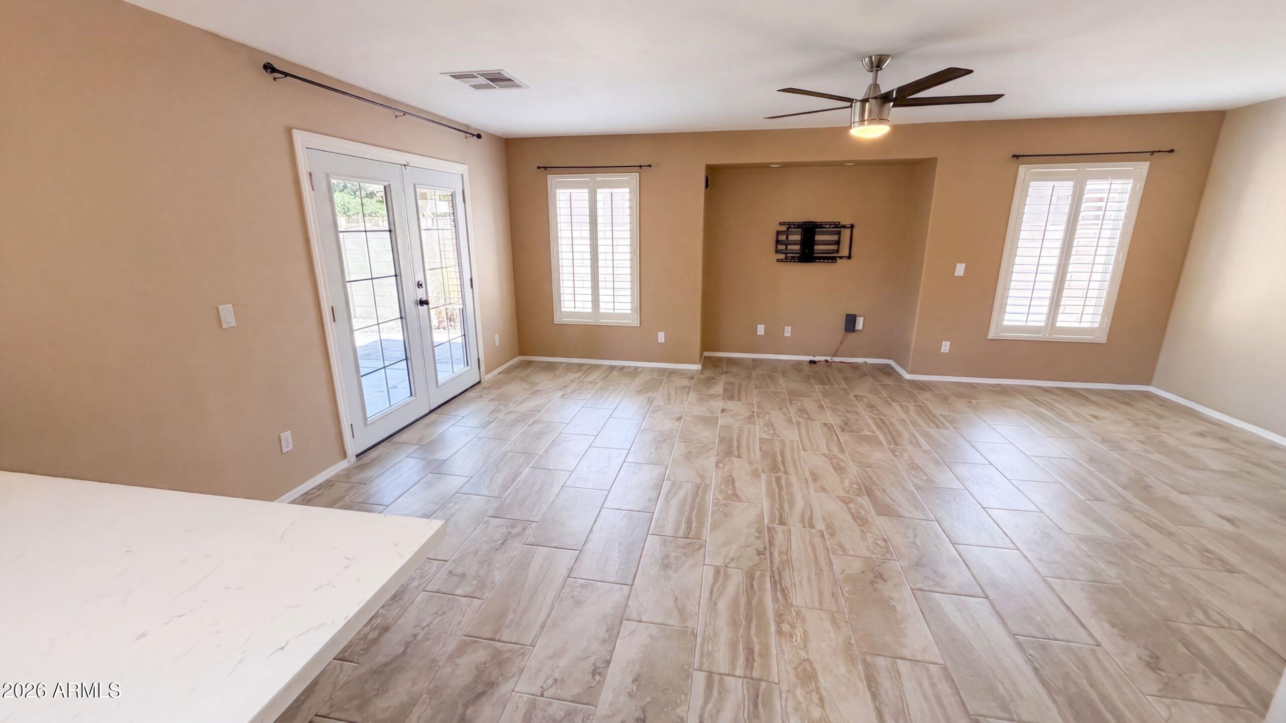 15652 West Calavar Road Surprise, AZ 85379 - Photo 19 of 42 listing_18