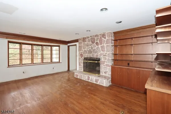 $1,150,000 | 1495 Fox Trail, Mountainside, NJ 07092