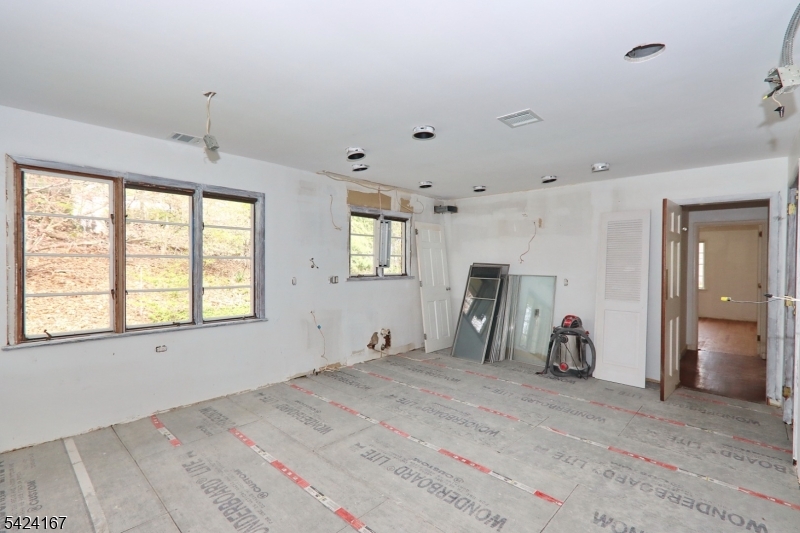 1495 Fox Trail Mountainside, NJ 07092 - Photo 3 of 42