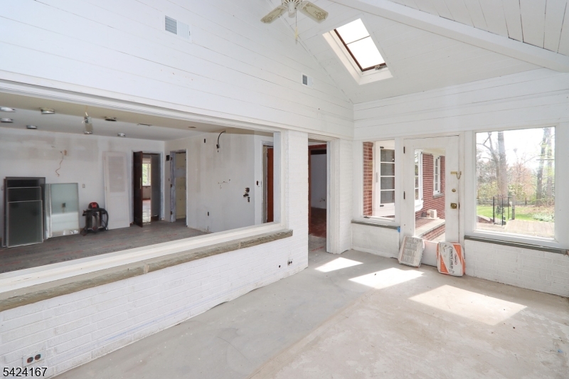 1495 Fox Trail Mountainside, NJ 07092 - Photo 8 of 42