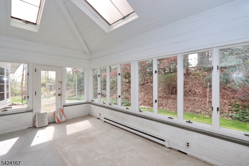 1495 Fox Trail Mountainside, NJ 07092 - Photo 9 of 42