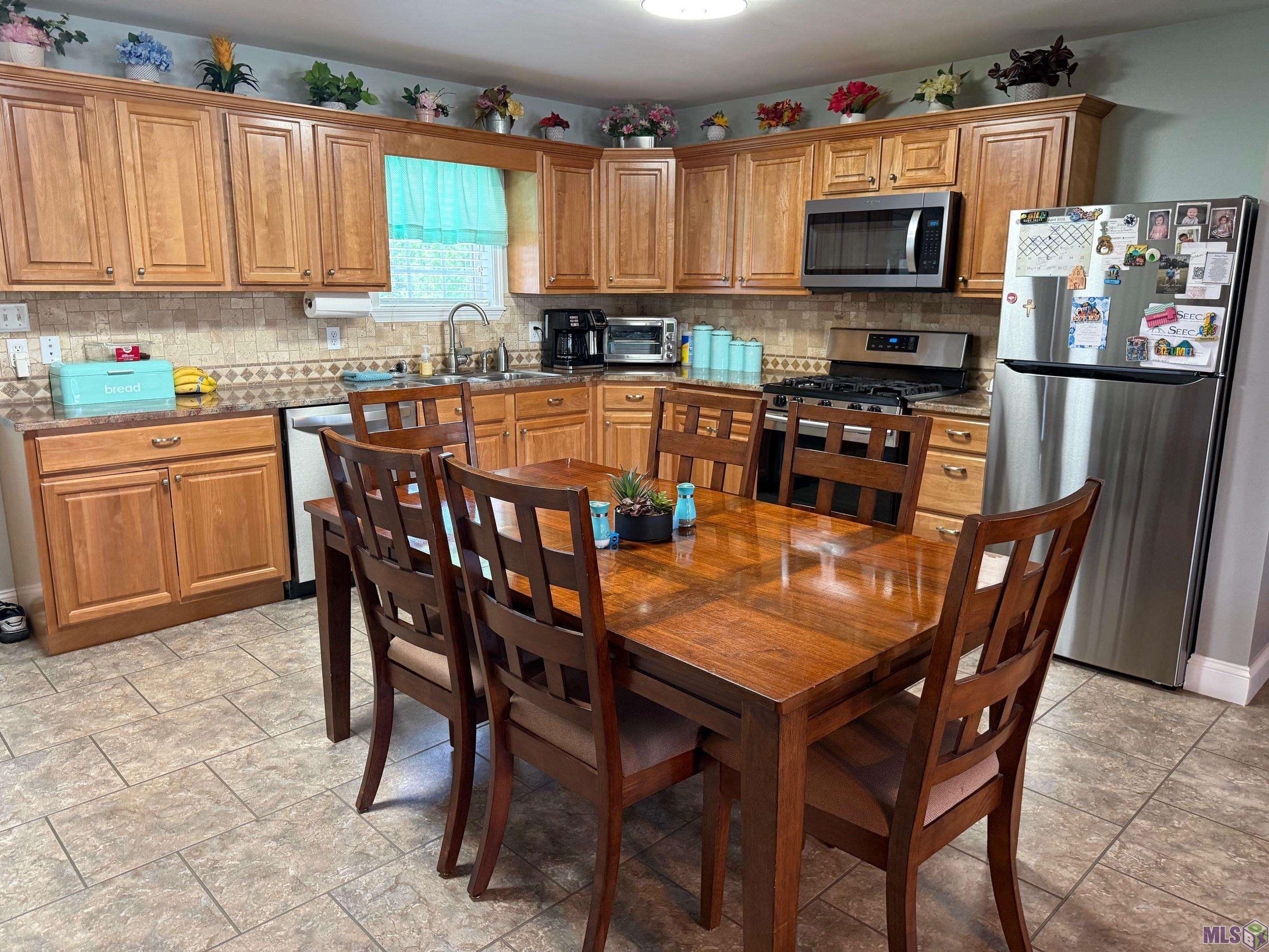 305 R J Drive Chauvin, LA 70344 - Photo 2 of 18