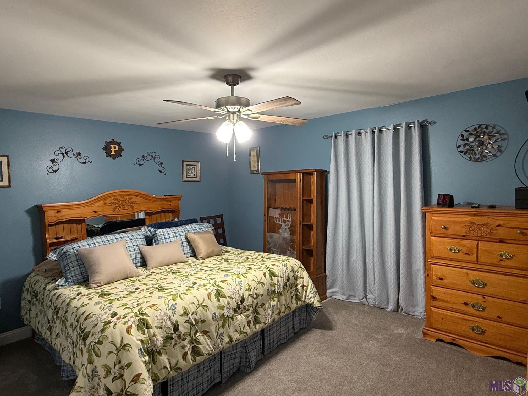 305 R J Drive Chauvin, LA 70344 - Photo 5 of 18