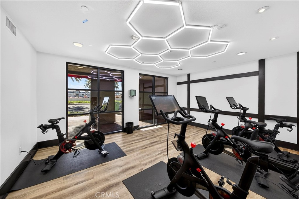 1801 East Katella Avenue, Unit 2139 Anaheim, CA 92805 - Photo 27 of 36 Peloton room