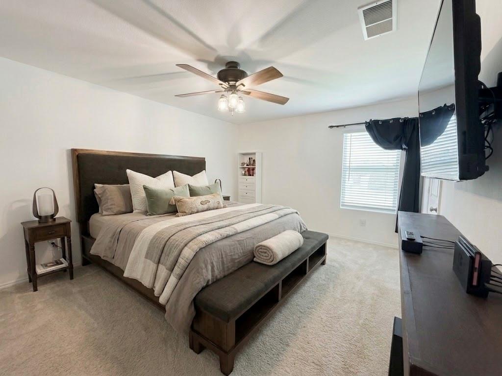14033 Earlham Street Pilot Point, TX 76258 - Photo 11 of 32 PRIMARY