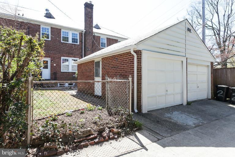 4 Dunkirk Road Baltimore, MD 21212 - Photo 11 of 26 Exterior (Rear)