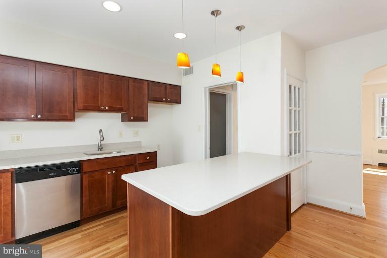 4 Dunkirk Road Baltimore, MD 21212 - Photo 21 of 26 Kitchen