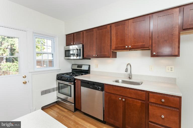 4 Dunkirk Road Baltimore, MD 21212 - Photo 6 of 26 Kitchen