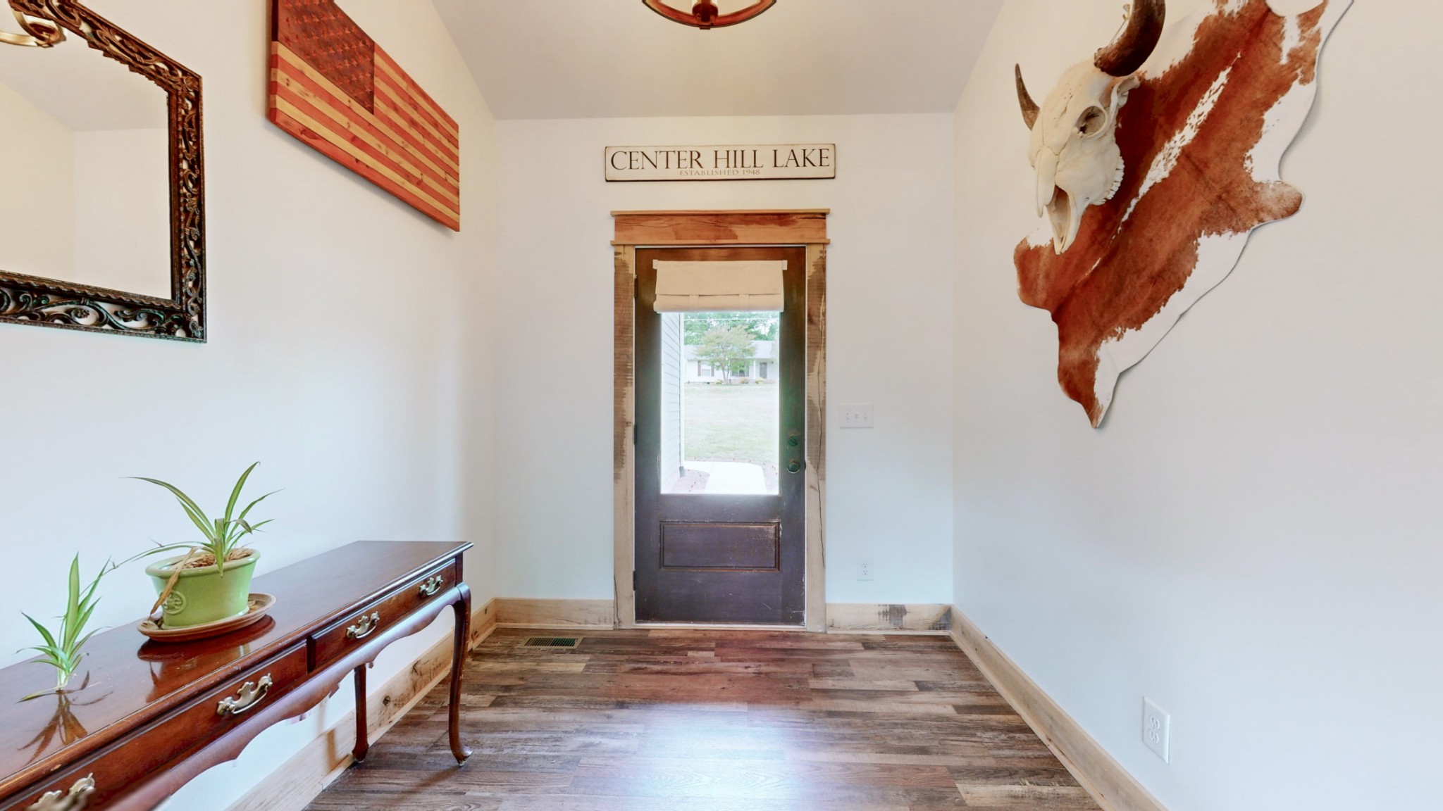 601 King Ridge Road Dowelltown, TN 37059 - Photo 7 of 49 a view of an entryway with wooden floor