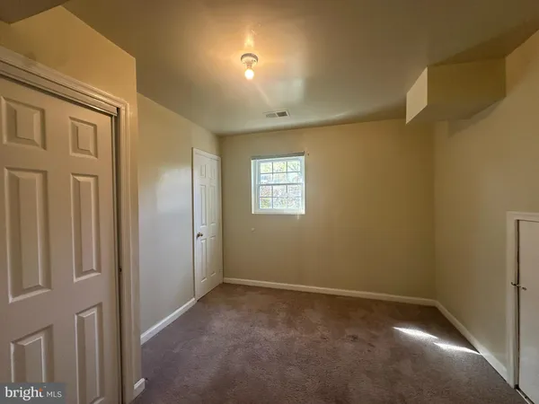 $3,400 | 6458 Autumn Glen Court, Alexandria, VA 22312