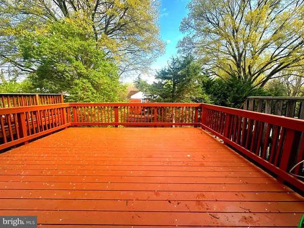 $3,400 | 6458 Autumn Glen Court, Alexandria, VA 22312
