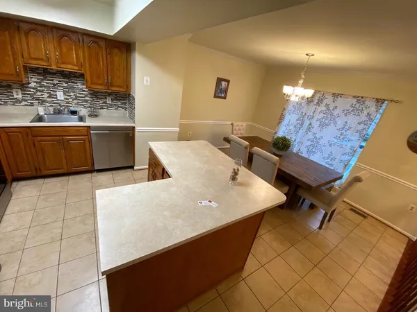 $3,500 | 6458 Autumn Glen Court, Alexandria, VA 22312