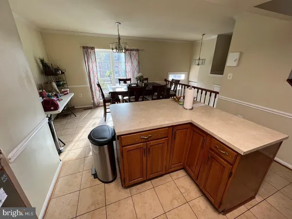 $3,500 | 6458 Autumn Glen Court, Alexandria, VA 22312