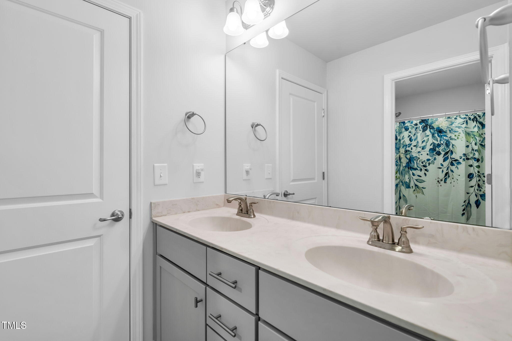 46 Hillmont Drive Garner, NC 27529 - Photo 23 of 42 23-web-or-mls-untitled-9