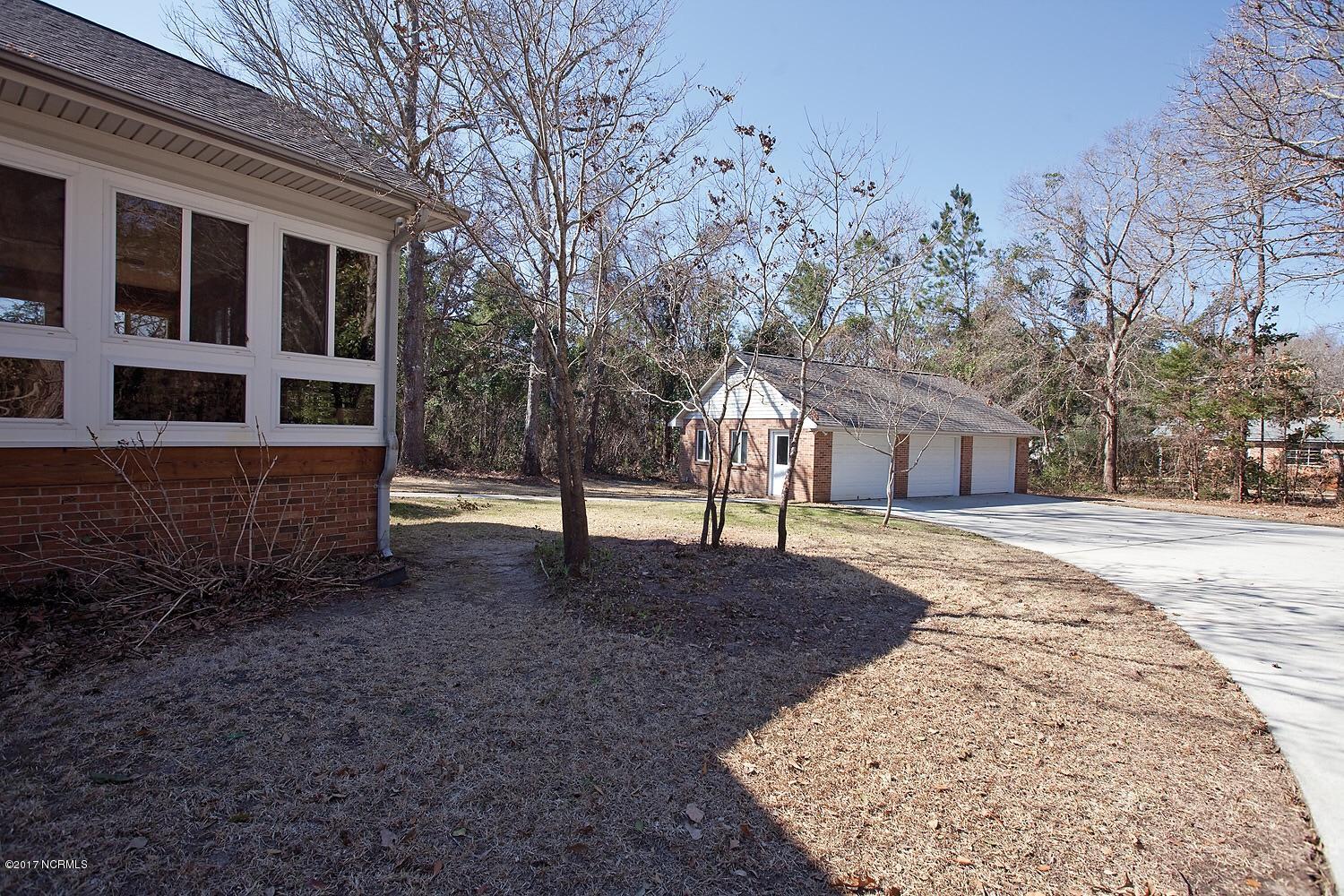 716 Hughes Road Hampstead, NC 28443 - Photo 35 of 50 image