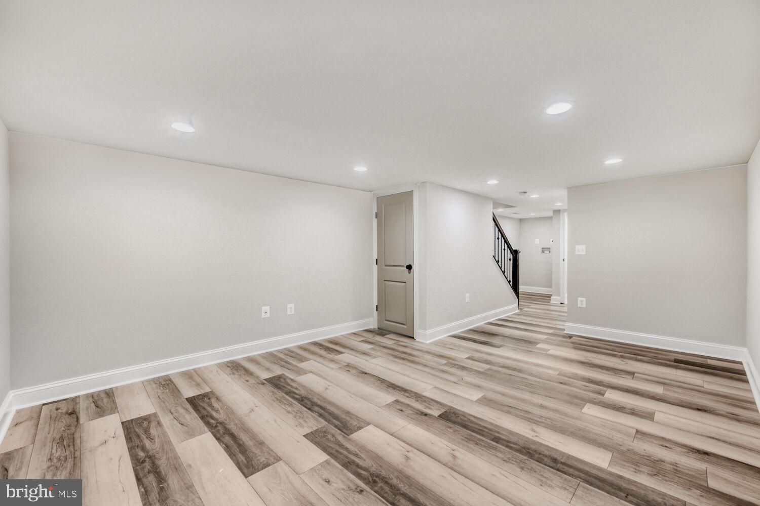 4003 Woodridge Road Baltimore, MD 21229 - Photo 18 of 22 Gallery Image 18