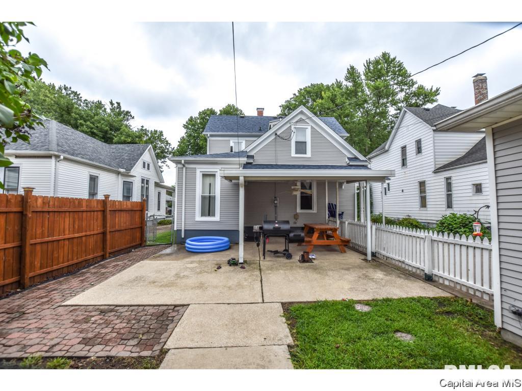 1229 North 3rd Street Springfield, IL 62702 - Photo 6 of 28