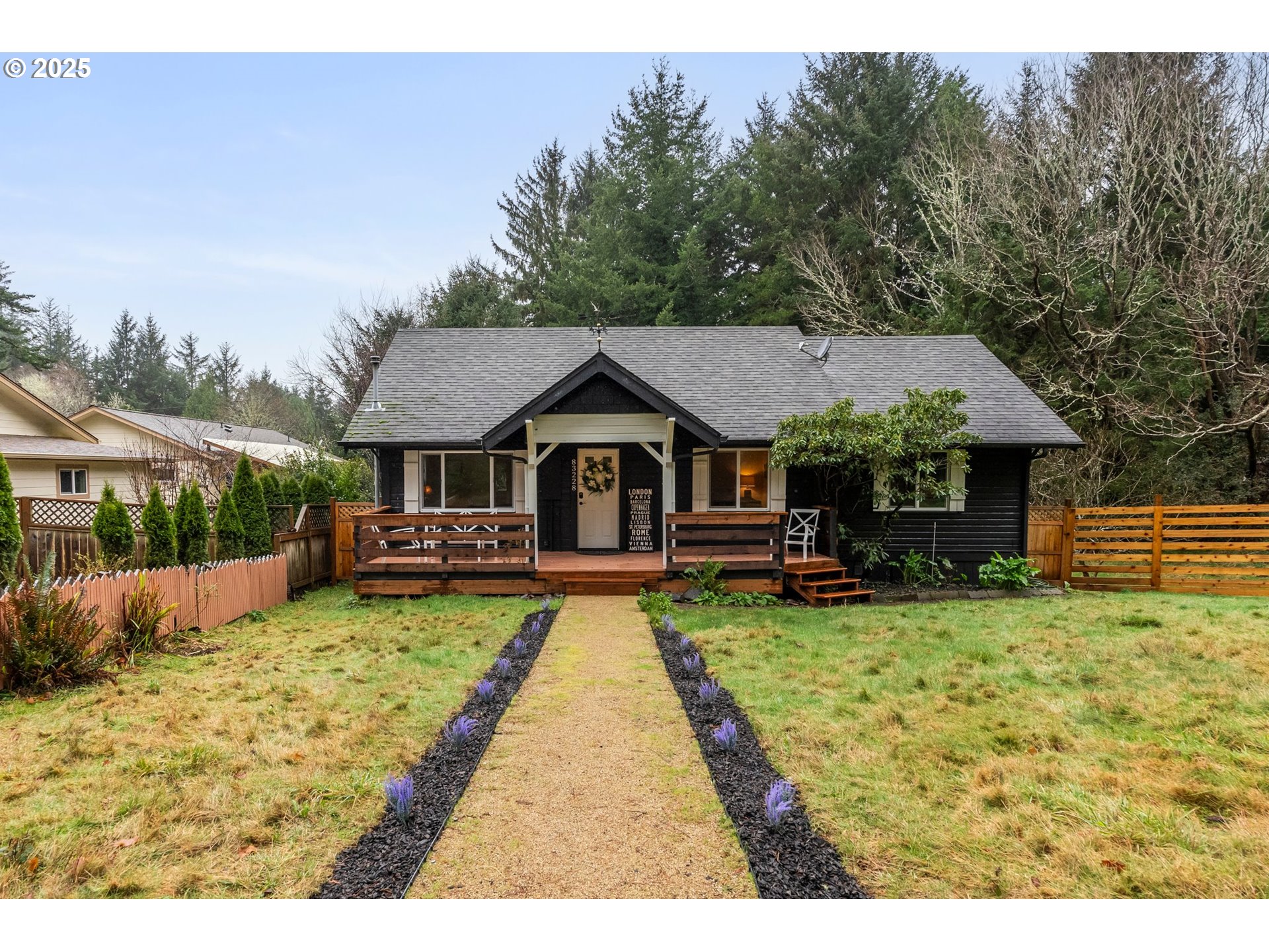 83228 North Pioneer Road Florence, OR 97439 - Photo 2 of 30