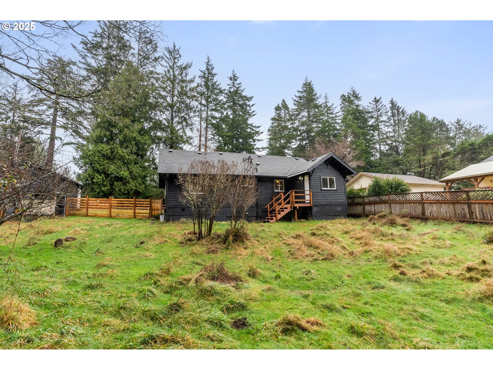 83228 North Pioneer Road Florence, OR 97439 - Photo 24 of 30