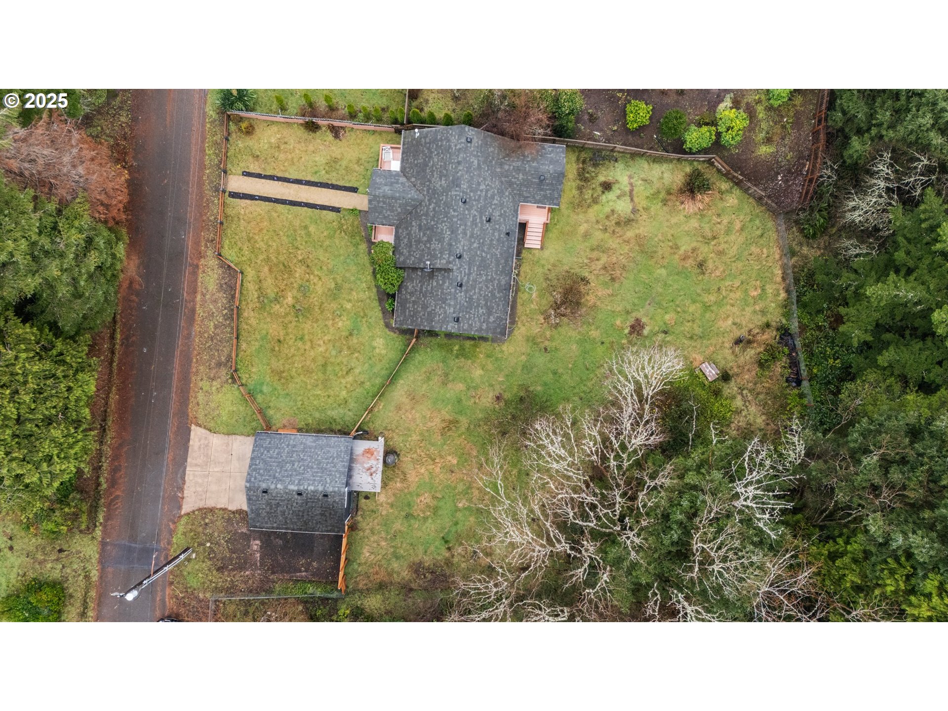 83228 North Pioneer Road Florence, OR 97439 - Photo 27 of 30