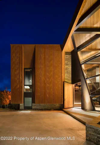 a view of outdoor space