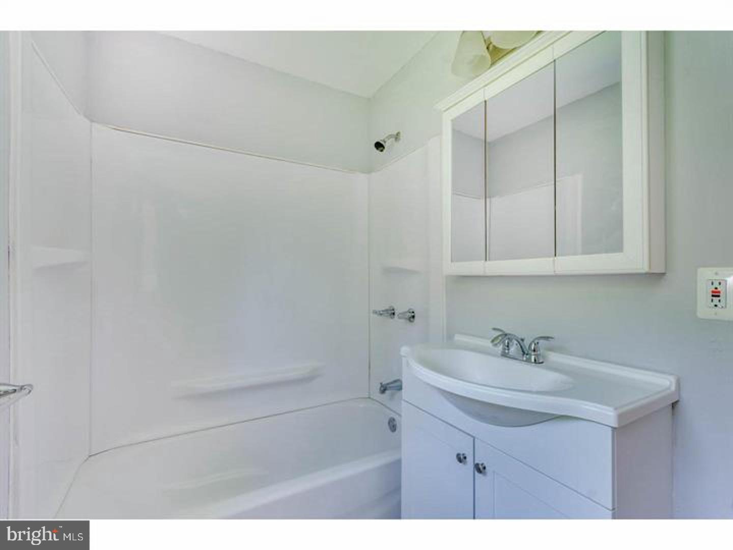 23 South Cedarbrook Road Sicklerville, NJ 08081 - Photo 14 of 22 Gallery Image 14
