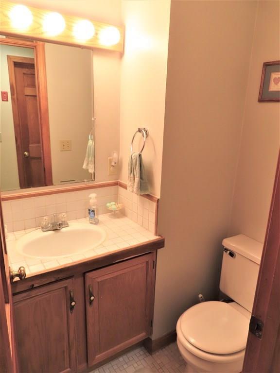 327 Knower Road Westminster, MA 01473 - Photo 17 of 32 Gallery Image 17