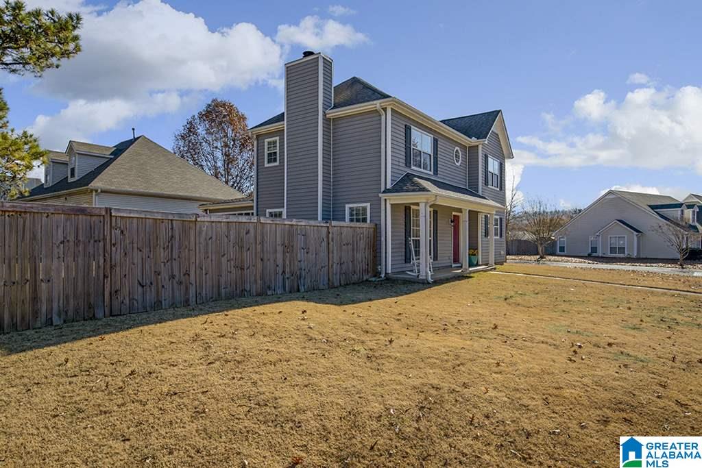 1701 Windsor Lane Leeds, AL 35094 - Photo 2 of 27