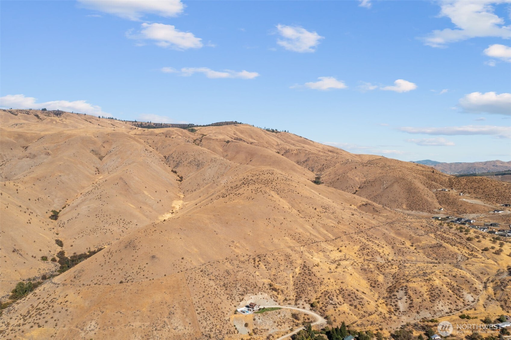 0 Entiat River Road, Unit LOT 5 Entiat, WA 98822 - Photo 11 of 36 a view of a large building