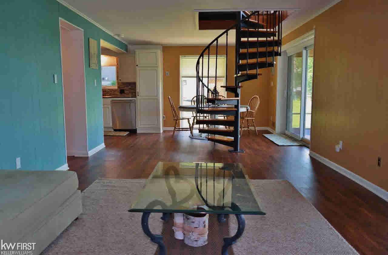3493 East Rolston Road Fenton, MI 48430 - Photo 34 of 46 21300947-33.JPG