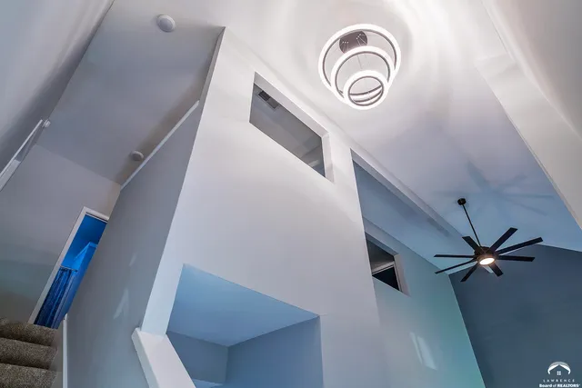 $449,900 | 404 Jane Court, Lawrence, KS 66049