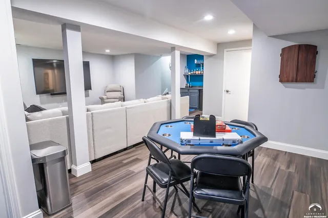 $449,900 | 404 Jane Court, Lawrence, KS 66049