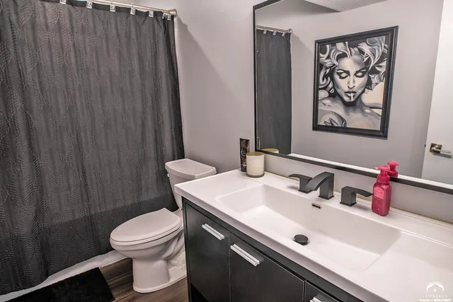 $449,900 | 404 Jane Court, Lawrence, KS 66049