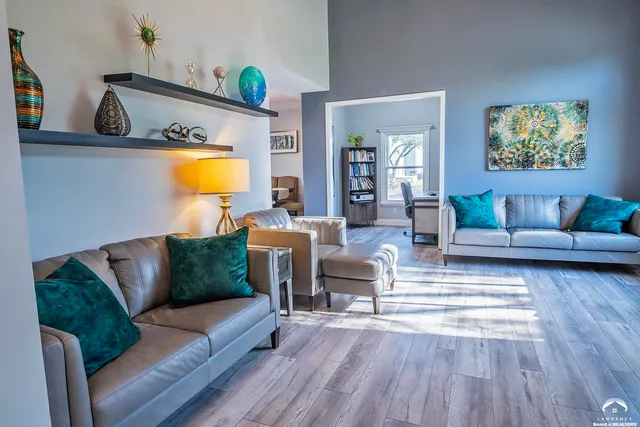 $449,900 | 404 Jane Court, Lawrence, KS 66049