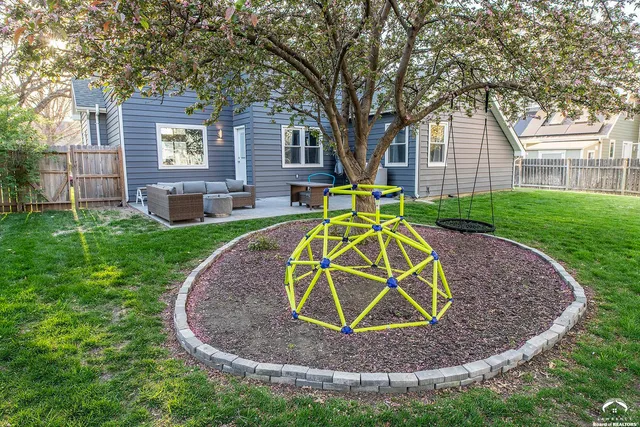 $449,900 | 404 Jane Court, Lawrence, KS 66049