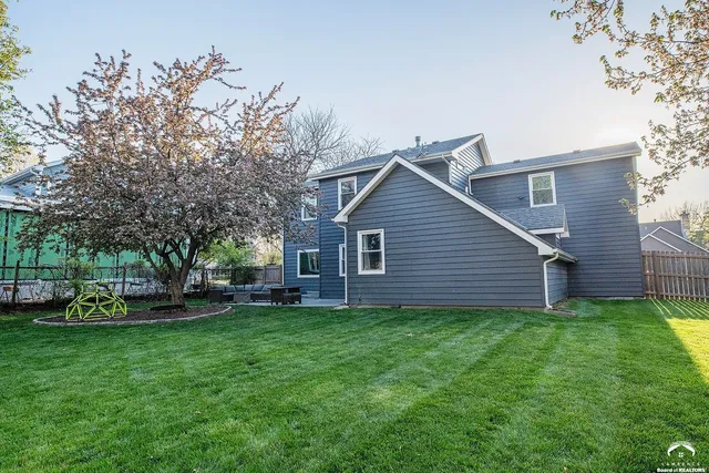 $449,900 | 404 Jane Court, Lawrence, KS 66049