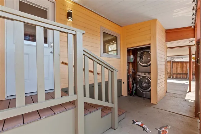a view of a storage & utility room