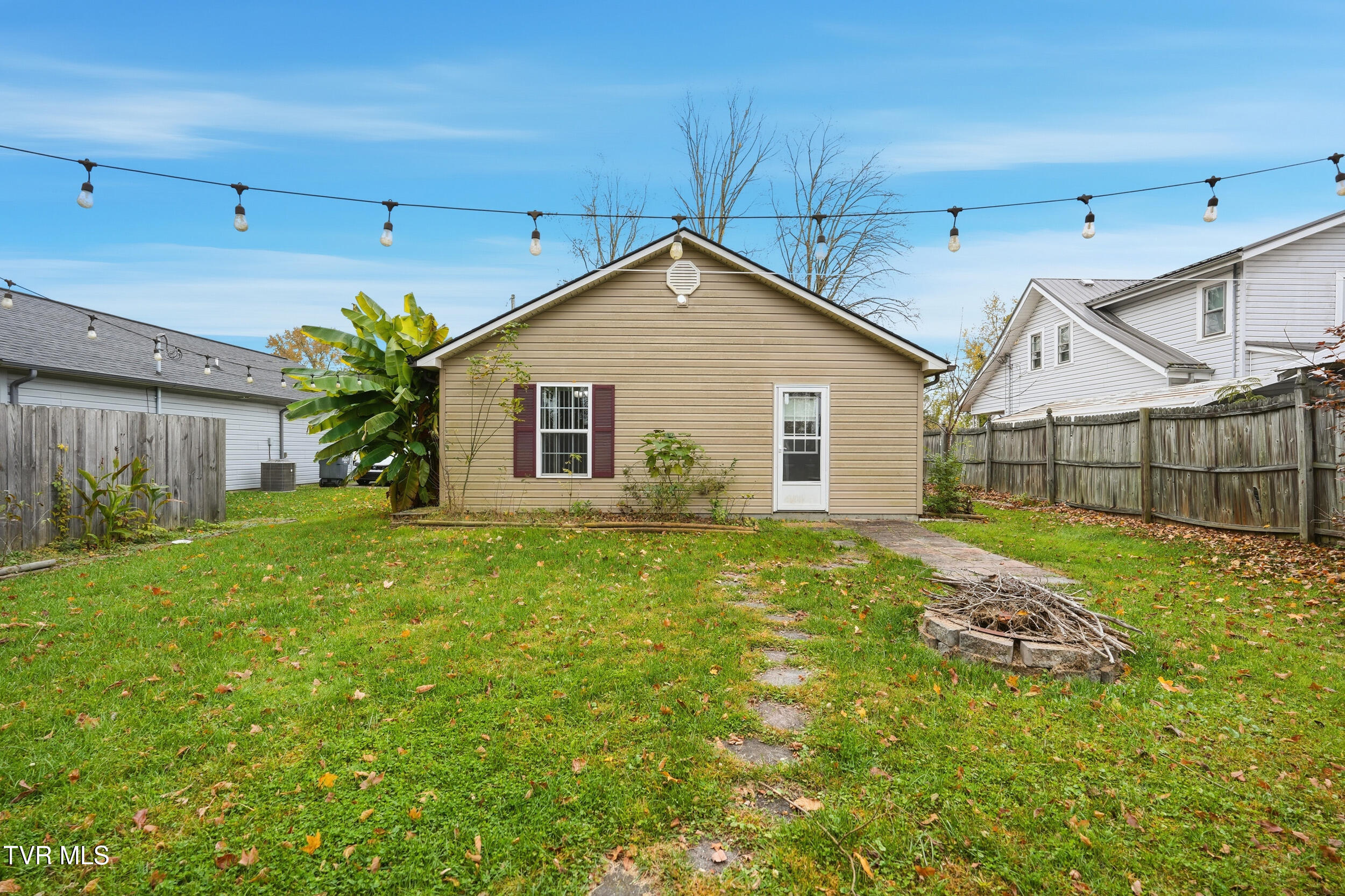 2504 Overlook Road Kingsport, TN 37664 - Photo 19 of 22 DSC02844