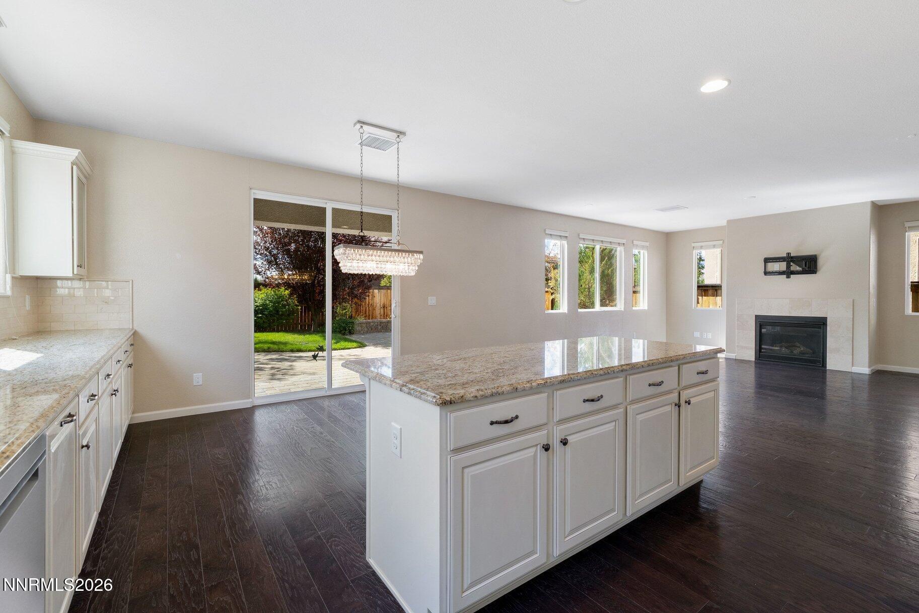 2960 Show Jumper Lane Reno, NV 89521 - Photo 11 of 38 011_51-print-0x3a0787_91