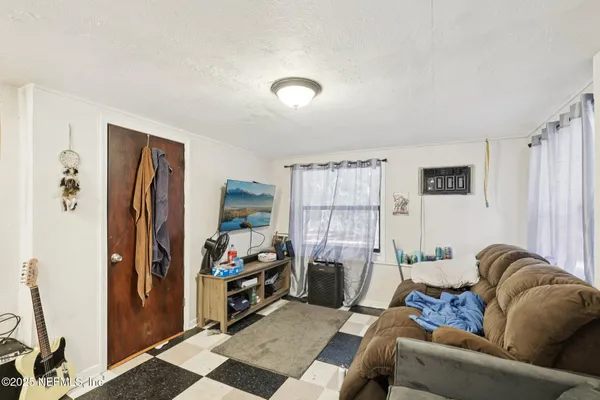 $161,000 | 547 Southeast 58th Street, Keystone Heights, FL 32656