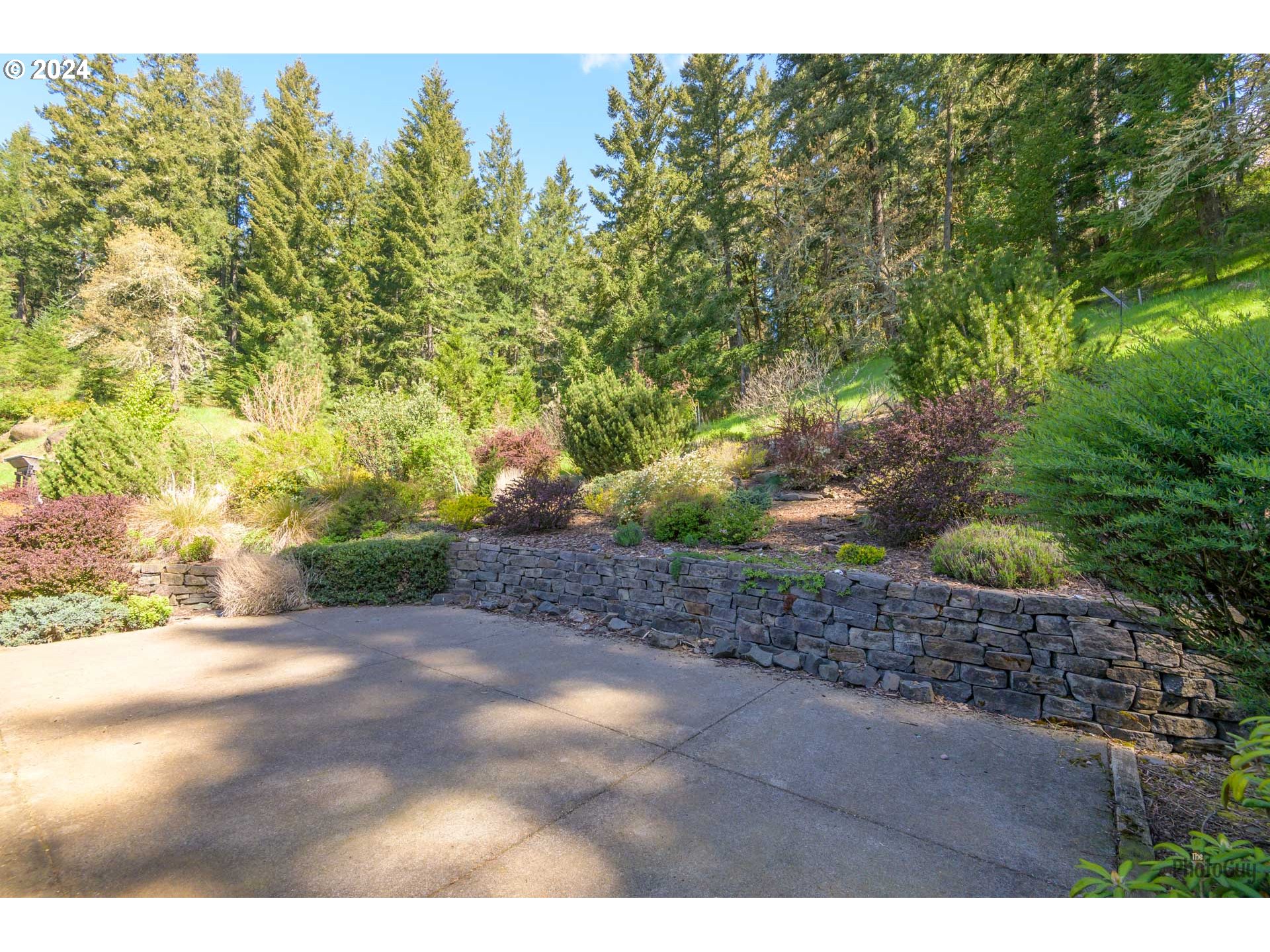 85301 Peaceful Valley Road Eugene, OR 97405 - Photo 35 of 46 Patio